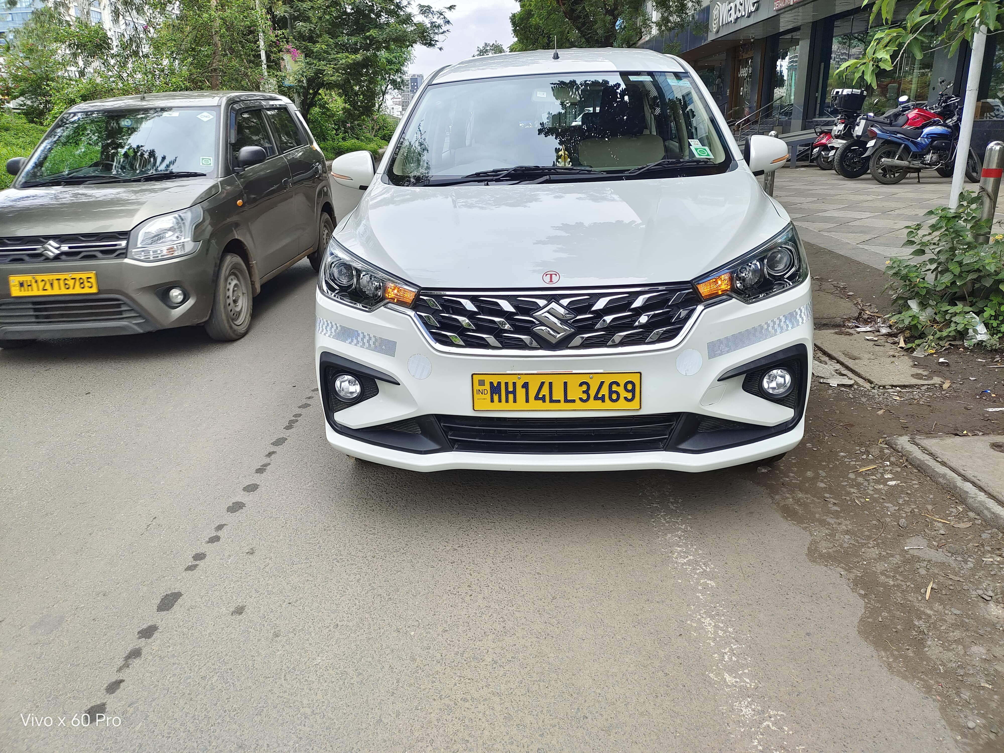 Siddhivinayak tours and travel Vehicle 10