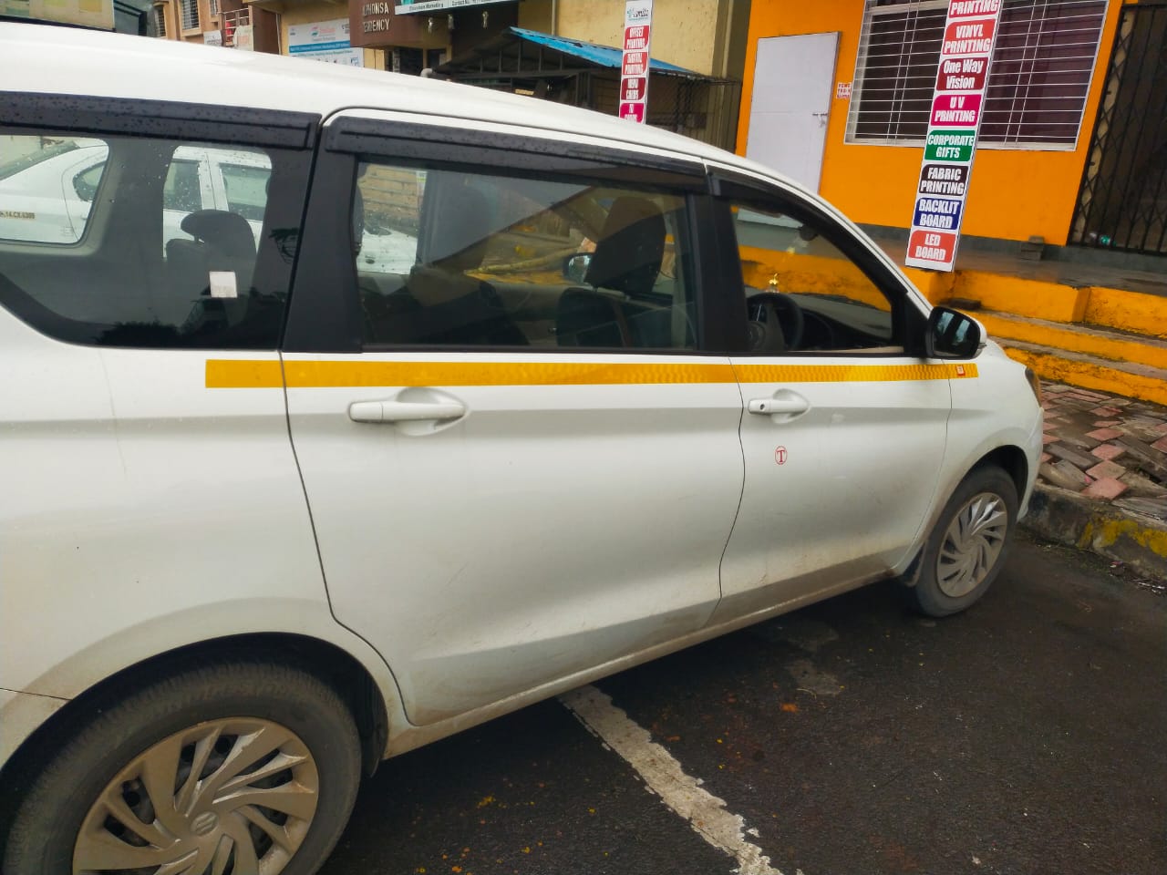 Siddhivinayak tours and travel Vehicle 7
